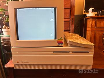 Apple IIfx + Monito 12" Mon.+ Tastiera e Mouse