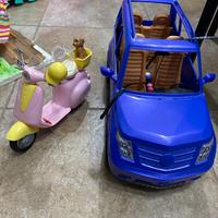 Auto e scooter di barbie con accessori