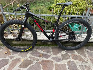Trek Farley 9.8 Carbon come nuova