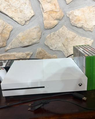 Xbox One S 1TB + 2 Controller + Giochi + Accessori