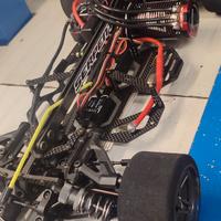 Xray 1/8 pista brushless