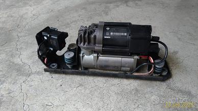 Compressore valvole sospensioni BMW da revisionare