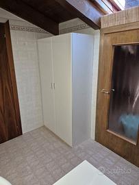Mobiletto bagno/ingresso