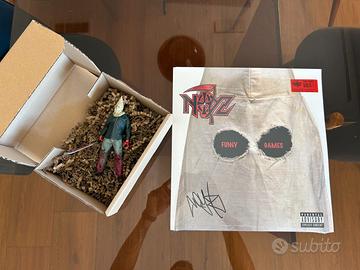 Noyz Narcos – Funny Games Bloodshed Red autografat