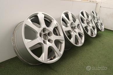 Cerchi in lega Audi A3 Q2 Q3 Q5 17 ORIGINALI