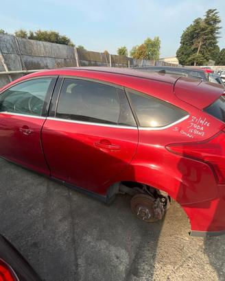 FORD FOCUS 1.6 B 2012 PER RICAMBI