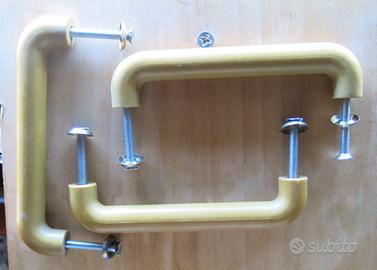 3 vecchie maniglie in bachelite per mobili complet