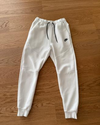 Pantaloni nike tech bianchi