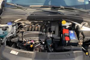 Peugeot 208 benzina/gpl