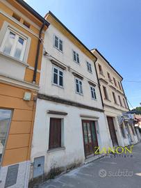 Casa accostata - Gorizia