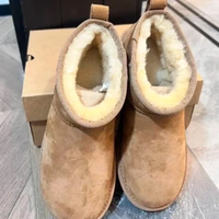 Stivali UGG Classic Mini da donna  castagna 36