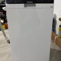Lavastoviglie Siemens iQ300 esterna