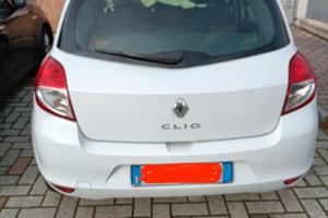 Renault Clio Clio III 2010 5p 1.2 16v Confort