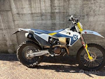 Moto Enduro Husqvarna FE350