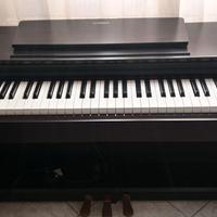 Pianoforte digitale Yamaha Arius YDP 143