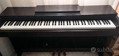 Pianoforte digitale Yamaha Arius YDP 143