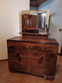 Comò con specchio