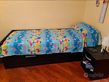 letto singolo + comodino