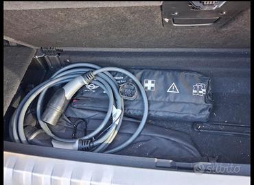 BMW 330e IBRIDA BENZINA 2021