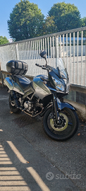 Moto Suzuki V-Strom 650Dl