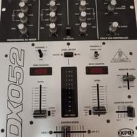 mixer 2 canali behringer 