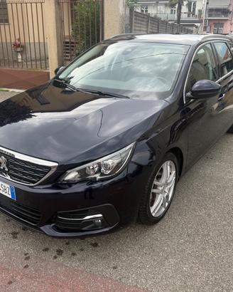 Peugeot 308 BlueHDi 130 S&S SW Allure