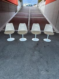 Sedie Tulip di Eero Saarinen per Knoll