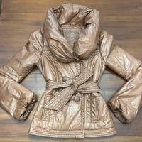 Sofisticato  piumino  “Guess”