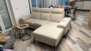 divano letto in tessuto lavabile colore beige 