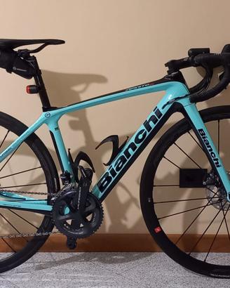 Bicicletta da corsa bianchi