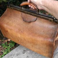 Borsa in pelle gratuita