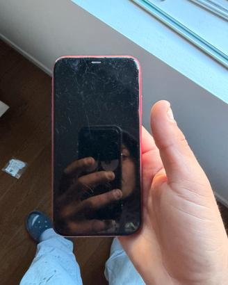 Iphone 11 red