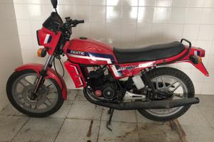 FANTIC Motor 125 strada sport