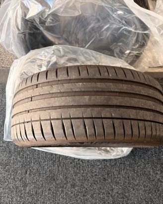 Gomme estive