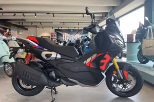 Aprilia SR GT 200 SR GT 400 RALLY REPLICA