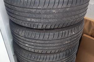 4 Bridgestone Turanza 215 60 R17