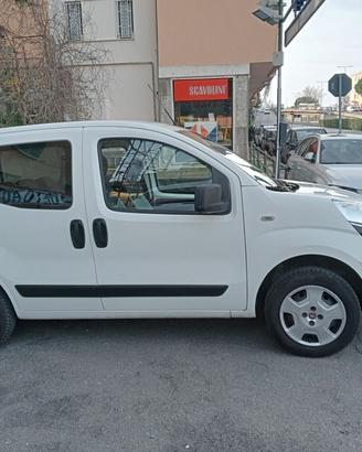 Fiat Fiorino 1.4 8V 77CV Benz. N 1 autocarro 5 pos