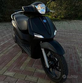 Liberty 125 Sport 2024 7100km Prezzo trattabbile