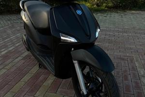 Liberty 125 Sport 2024 7100km Prezzo trattabbile