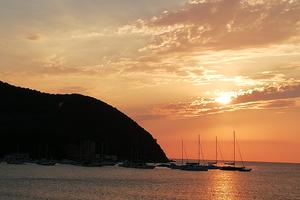Piombino toscana mare costa etrusca vicino Baratti