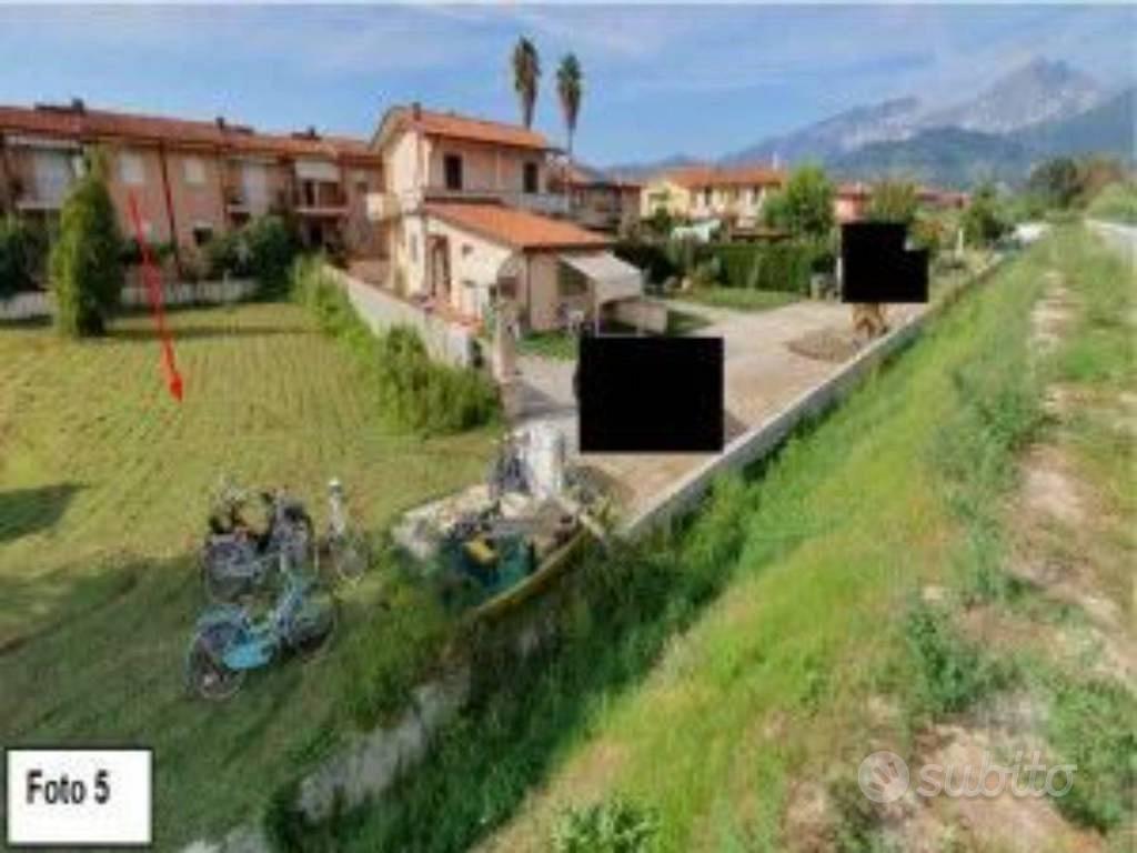 Immobile in asta di 905 m² a Massa - Vista 2