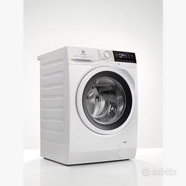 Electrolux Lavatrice serie 600 SensiCare Autodose 