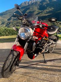 Ducati Monster 1200 (permuta)