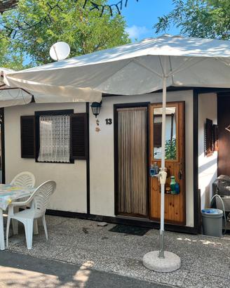 Roulotte stanziale + Casetta in legno 50m dal mare