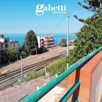 4 vani vista mare AC/68