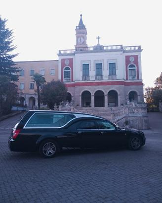 Autofunebre Chrysler