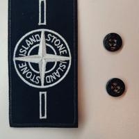 Toppa Patch Stone Island bianca + 2 bottoni