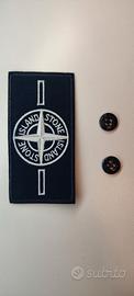 Toppa Patch Stone Island bianca + 2 bottoni