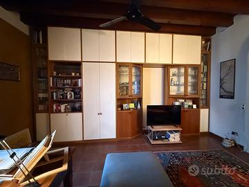 Mobile contenitore per soggiorno