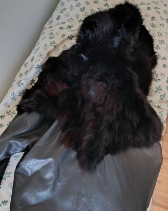 Pelliccia volpe nera con cappuccio e altro
